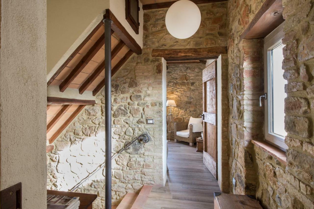 فيلا La Casa Di Alice Castelnuovo dellʼAbate المظهر الخارجي الصورة
